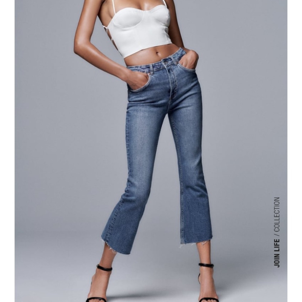 Zara Blue Cropped Flare Jean size 0 NWT